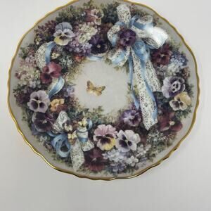 Circle of Joy by Lena Liu Floral Greetings Collector Plates